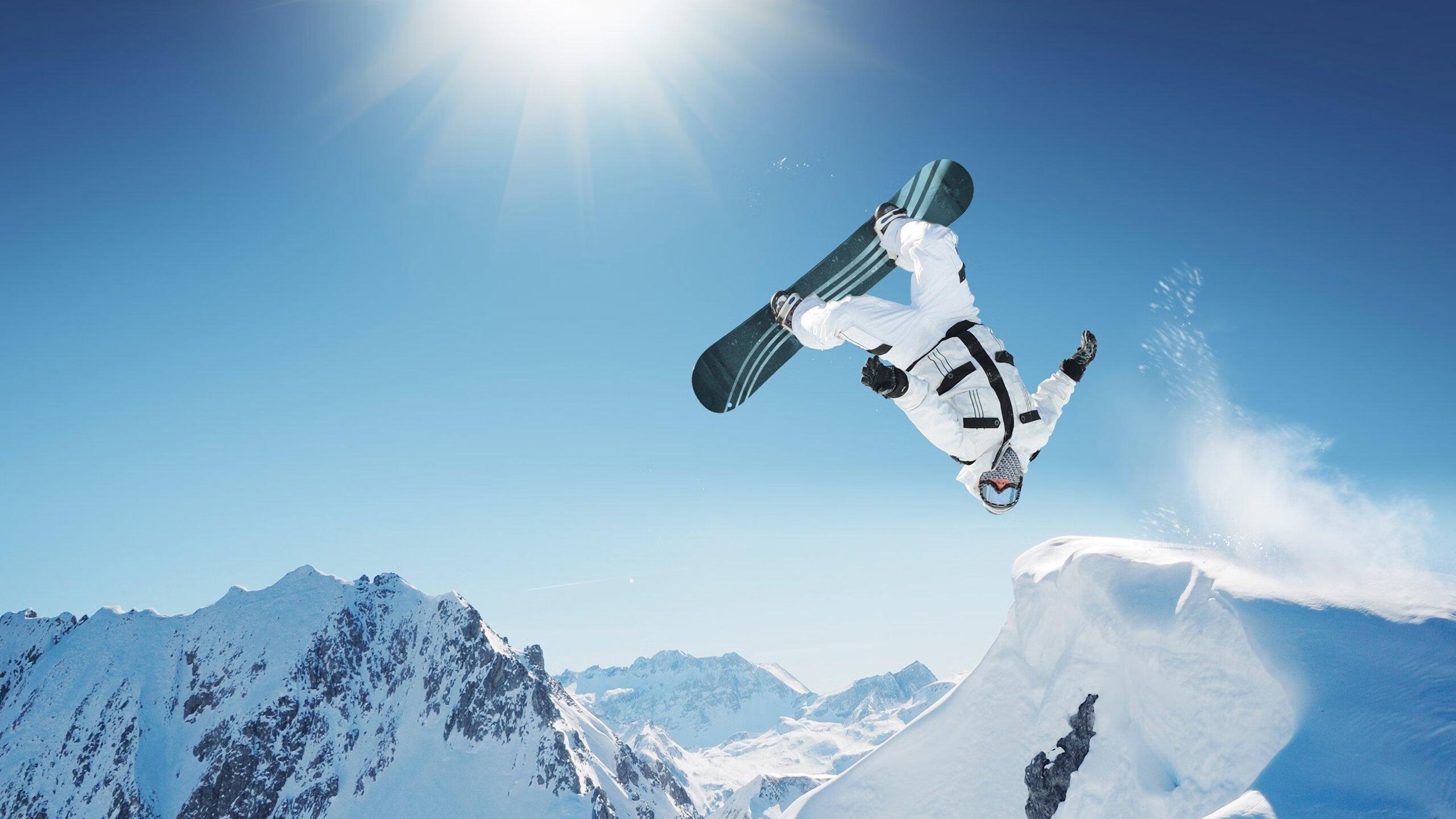 张继科直播倡导体育教育新理念，释放孩童想象力，打球顺其自然勿分左右手