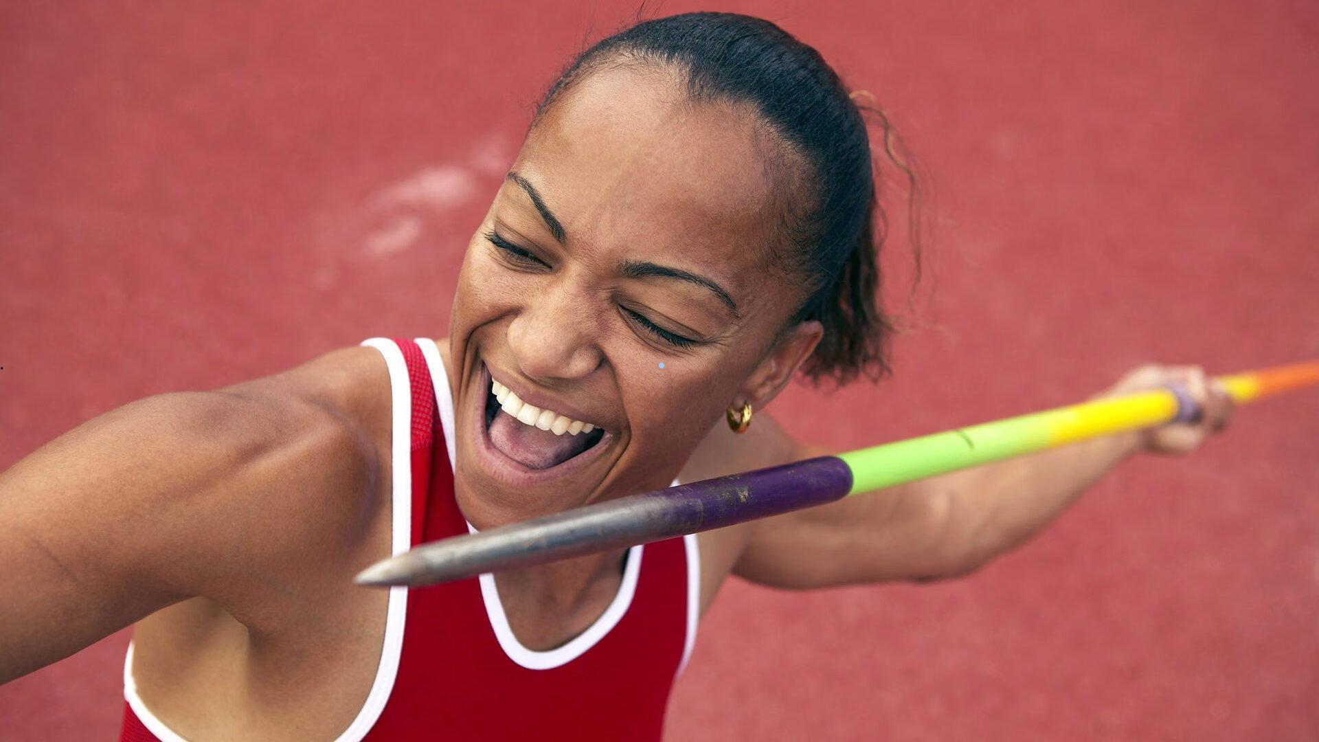 小图拉姆庆祝动作掀起热议，邻家傻小子撒欢式激情获球迷喜爱